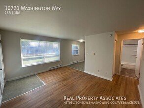 10720 Washington Way in Everett, WA - Building Photo - Building Photo