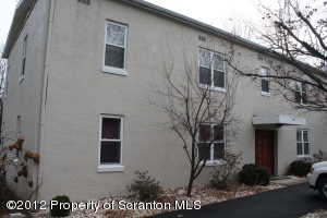 East Grove Apartment in Clarks Summit, PA - Building Photo