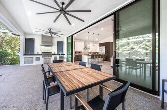 2733 Van Buren Ave in Naples, FL - Building Photo - Building Photo