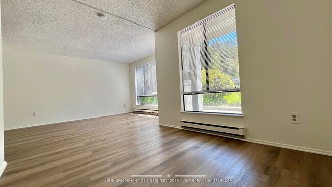 property at 5 Admiral Dr
