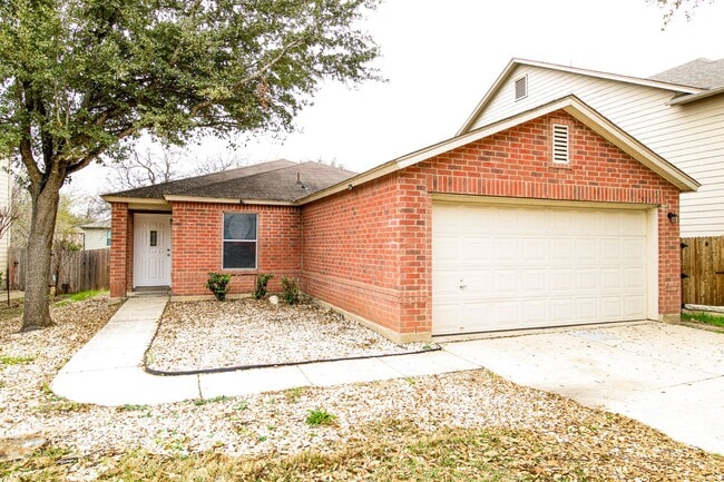 511 Mathis Mdw in San Antonio, TX - Building Photo - Building Photo
