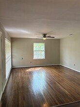 5914 Ridgeway Dr in Houston, TX - Building Photo - Building Photo