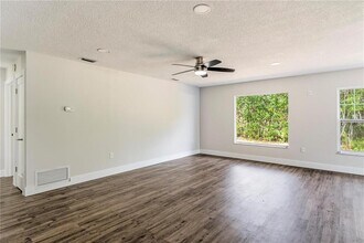 616 Water Rd in Ocala, FL - Building Photo - Building Photo