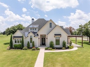 4716 Moulin Rd in Edmond, OK - Building Photo - Building Photo