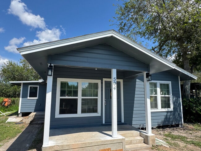 504 2nd St in Gregory, TX - Building Photo - Building Photo