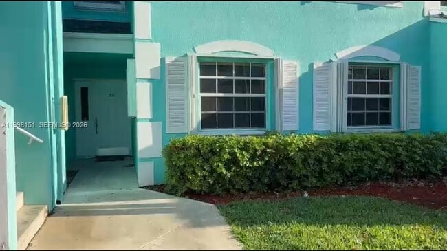 property at 2625 SE 20th Ct