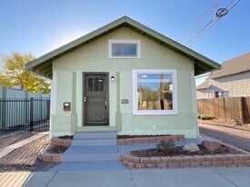 111 S 10th St in Colorado Springs, CO - Building Photo