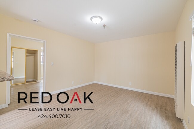 12903 Roselle Ave in Hawthorne, CA - Building Photo - Building Photo