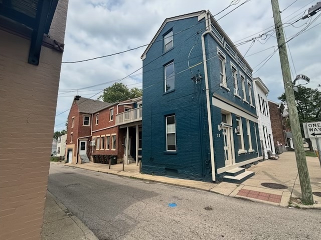 217 W 10th St, Unit 2 in Newport, KY - Building Photo