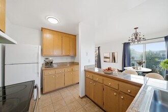 3009 Dana St, Unit C in Berkeley, CA - Foto de edificio - Building Photo