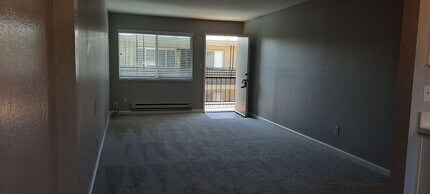 180 San Tomas Aquino Rd in Campbell, CA - Building Photo - Building Photo
