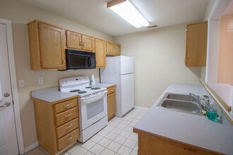 5307 E Trikalla Dr in Columbia, MO - Building Photo - Building Photo