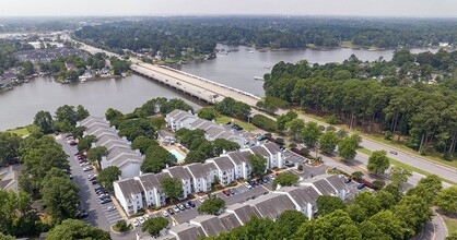 Water's Edge Apartments in Norfolk, VA - Building Photo - Building Photo