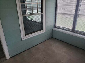 1156 E Fox St in South Bend, IN - Building Photo - Building Photo