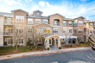Levander Estates in South St. Paul, MN - Foto de edificio - Building Photo