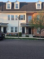 4407 Driftwood Dr in Philadelphia, PA - Building Photo