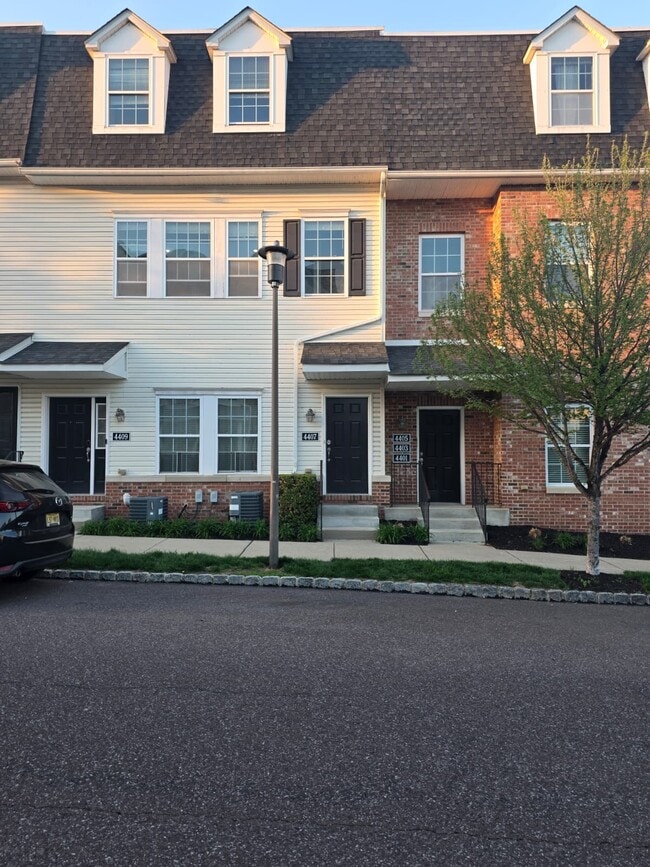 property at 4407 Driftwood Dr