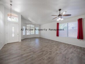 4822 W Dublin Ct in Chandler, AZ - Building Photo - Building Photo