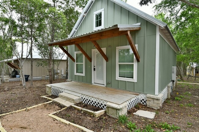 4875 Main St in Chappell Hill, TX - Building Photo - Building Photo