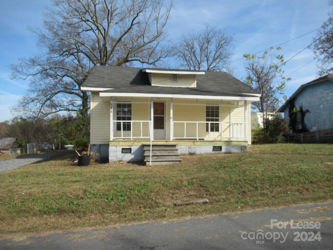 835 Carolina Mill Cir in Lincolnton, NC - Building Photo - Building Photo