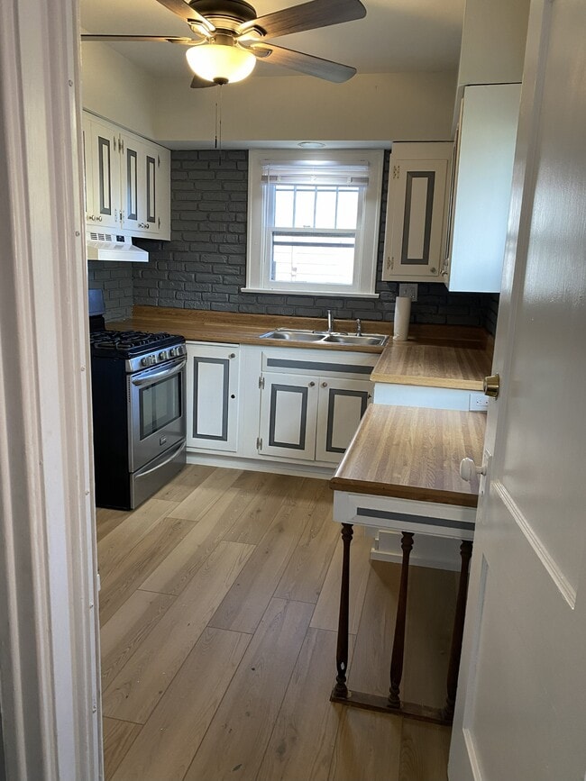 2817 Emerson Ave in Erie, PA - Building Photo - Building Photo