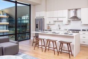 365 Nicollet in Minneapolis, MN - Building Photo