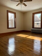 527 Champlain St, Unit First Floor B in Berlin, NH - Building Photo - Building Photo