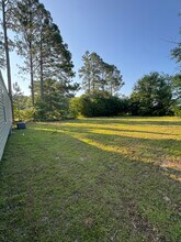 435 Westover Dr in Hartsville, SC - Building Photo - Building Photo