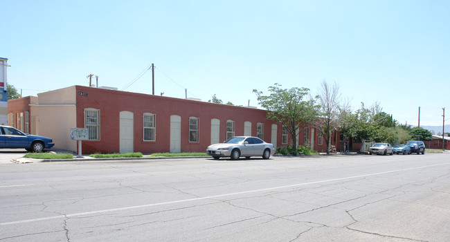 2310 Magoffin Ave in El Paso, TX - Building Photo - Building Photo