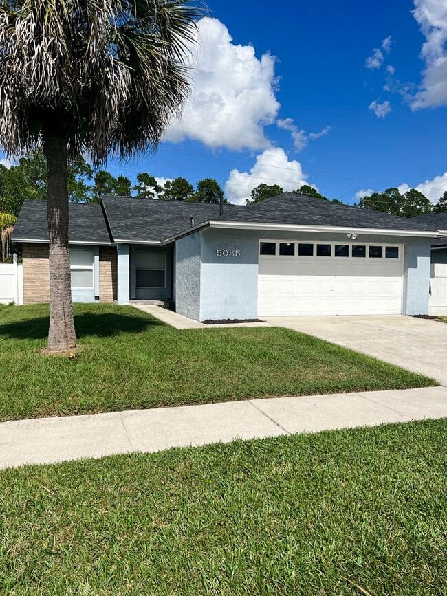 5085 Warrior Ln in Kissimmee, FL - Building Photo - Building Photo