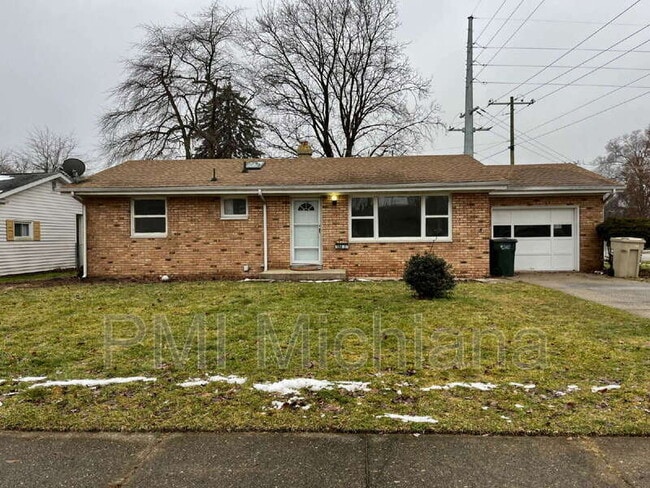 property at 1647 Vernerlee Ln