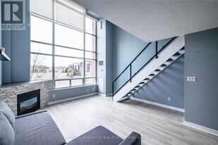 200 Manitoba St in Toronto, ON - Building Photo