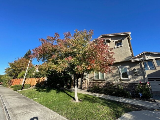 property at 964 Maplegate Ct