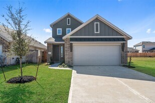 4418 Azalea Blossom Rd in Pinehurst, TX - Building Photo