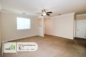 661 Mission De Oro Dr in Redding, CA - Building Photo - Building Photo