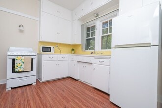 1022 S Euclid Ave in Ontario, CA - Building Photo - Building Photo