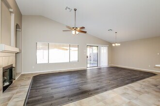 8748 W Salter Dr in Peoria, AZ - Building Photo - Building Photo