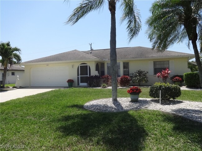 property at 330 SE 34th St