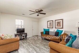 1702 Faulkner Dr in Commerce, GA - Building Photo - Building Photo