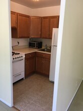 1210 N Taft St, Unit # 309 in Arlington, VA - Building Photo - Building Photo