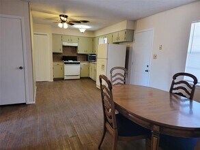 5374 Alamo Dr in Abilene, TX - Building Photo - Building Photo