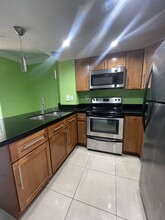 1811 SW 107th Ave in Miami, FL - Building Photo - Building Photo