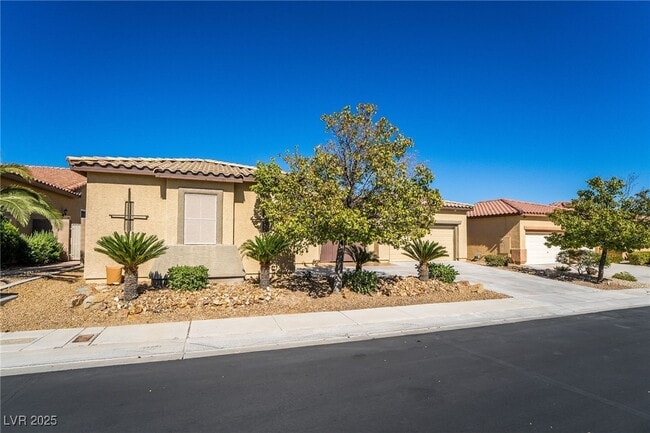 property at 7232 Frontier Hills Ave