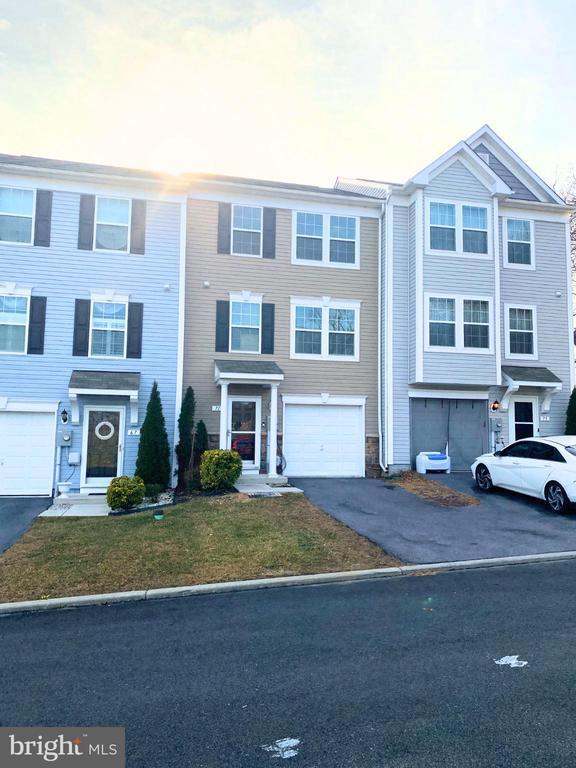 71 Athens Dr in Hedgesville, WV - Building Photo - Building Photo