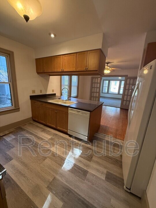 626 University Ave in Dubuque, IA - Building Photo