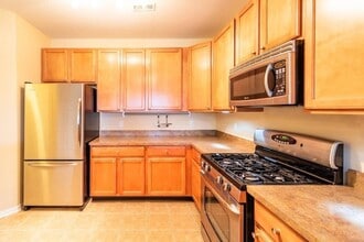 854 W Summerfield Glen Cir, Unit 854 Summerfield Glen in Ann Arbor, MI - Foto de edificio - Building Photo