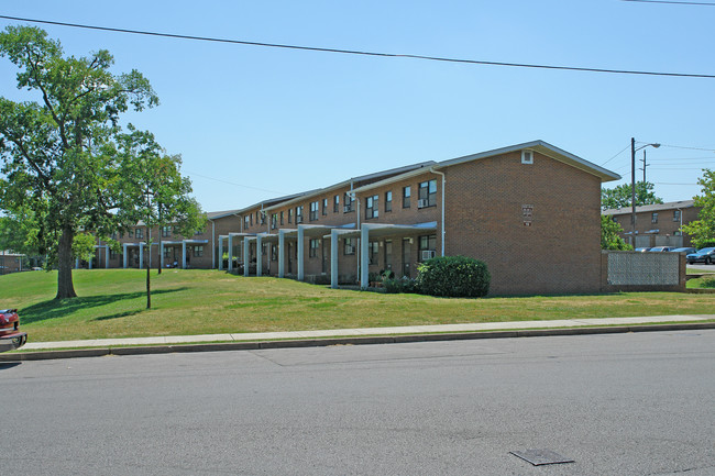 Organized Neighbors of Edgehill in Nashville, TN - Building Photo - Building Photo