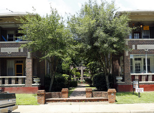 Mayflower Apartments in Memphis, TN - Building Photo - Building Photo