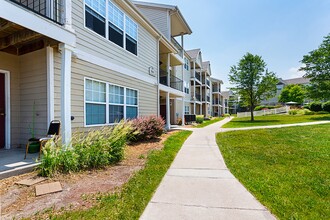 Waterbrook Apartments in Lincoln, NE - Building Photo - Building Photo