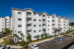 Sundance Trails Apartments in Wildwood, FL - Building Photo